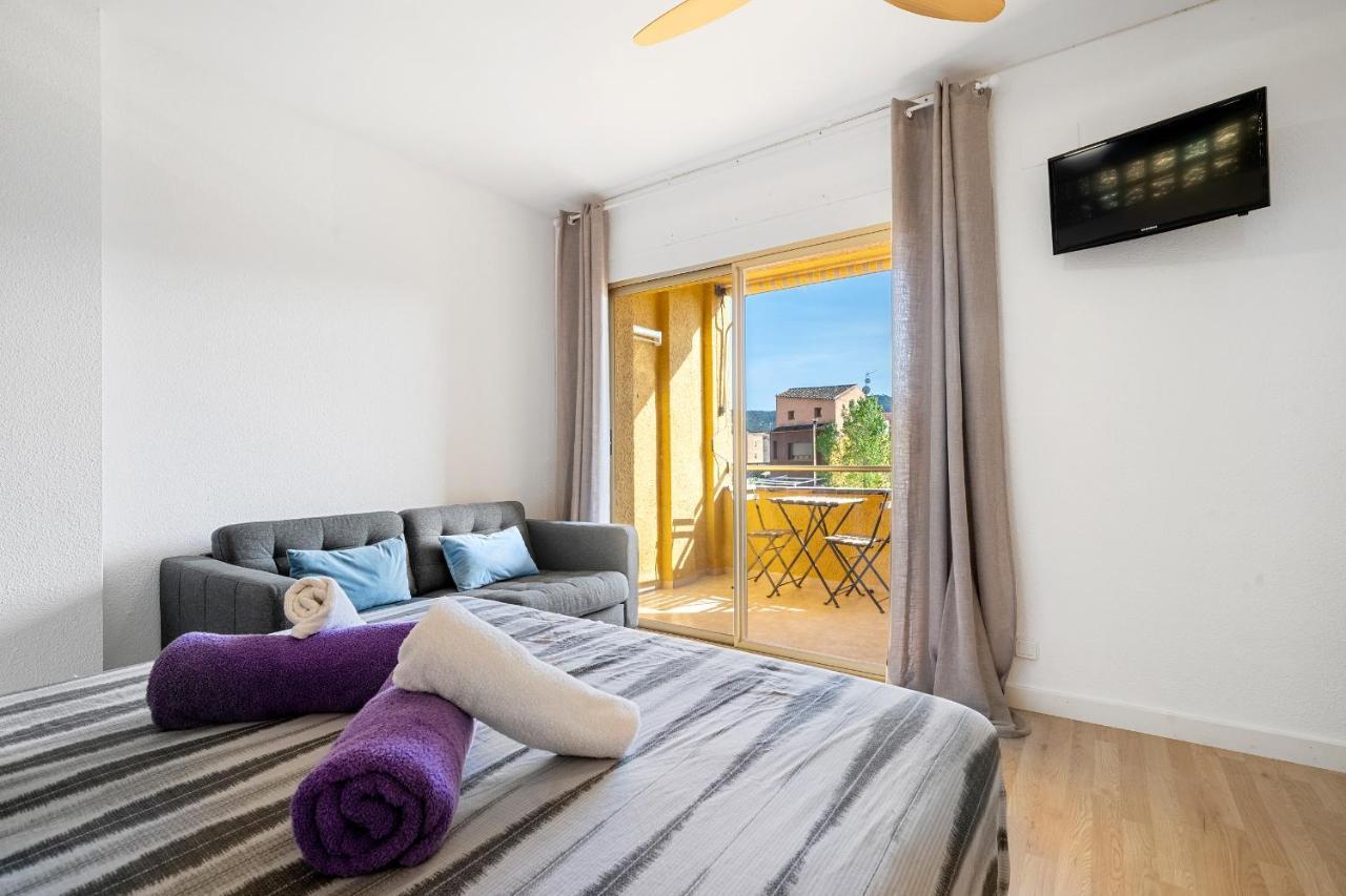 Hauzify I Apartament Casals サンタ・クリスティーナ・ダロ エクステリア 写真
